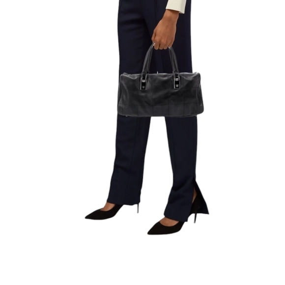 💕💯Authentic Chanel Square Stitch CC Boston Bag Quilted Leather💕 - Picture 5 of 17